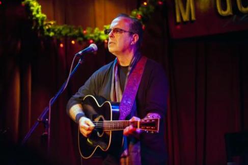 Tom Russell performing